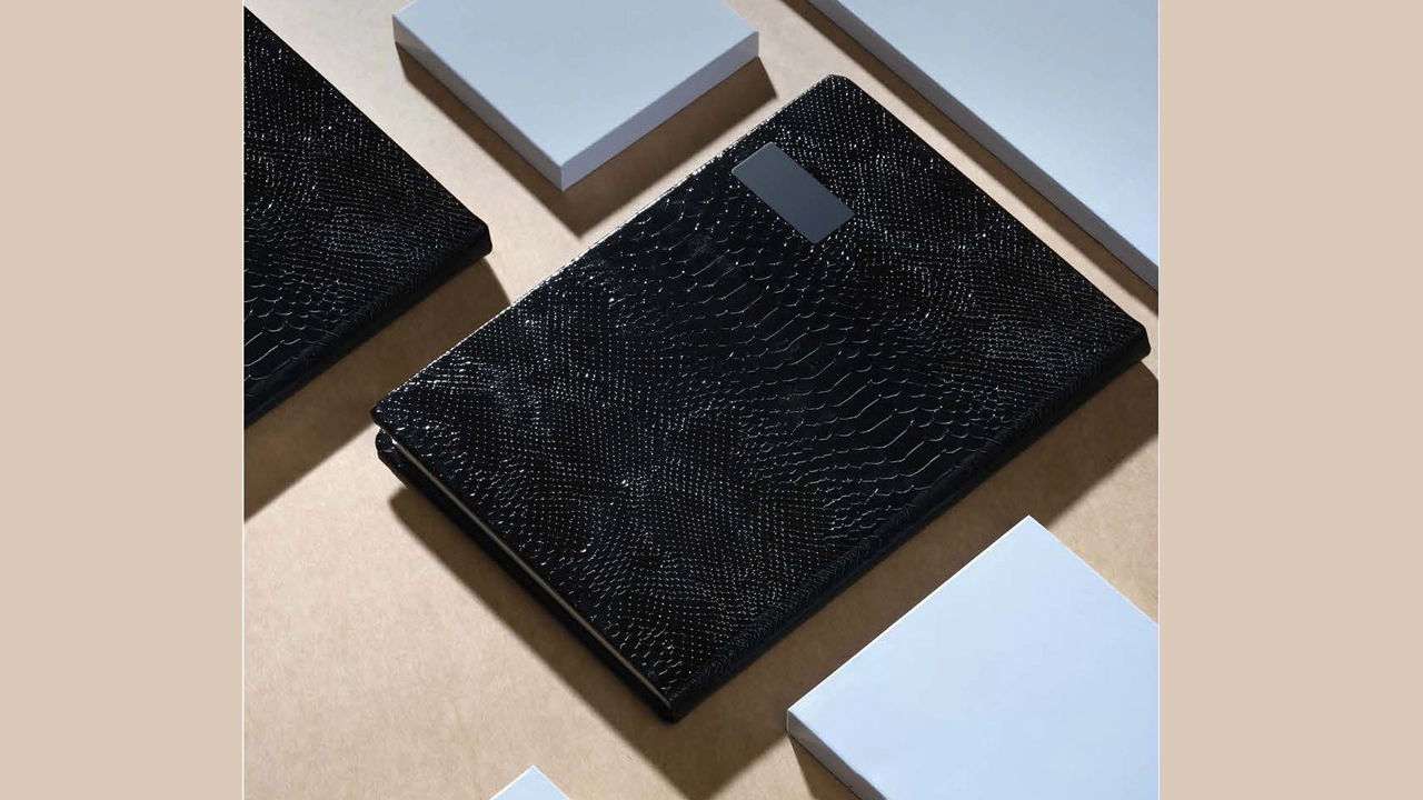 سررسید 1405 وزیری چرم آترین